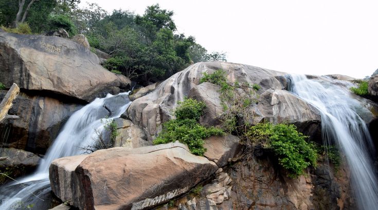 Jalagamparai Waterfalls Yelagiri